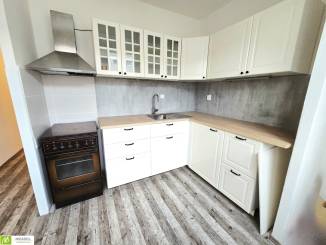 Nezariadený 3 izbový byt s nepriechodnými izbami po rekonštrukcii