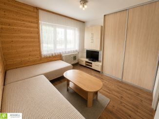 REZERVOVANÉ: Tichá lokalita, kompletná rekonštrukcia, okamžité bývanie